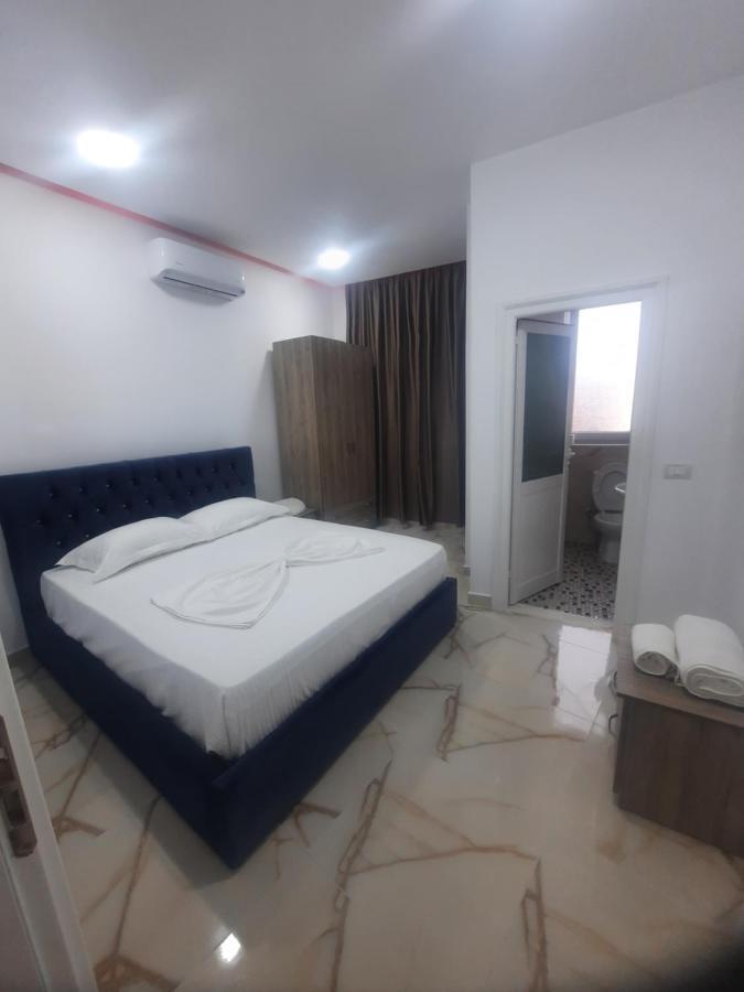 Hotel Megniar Lushnjë Buitenkant foto